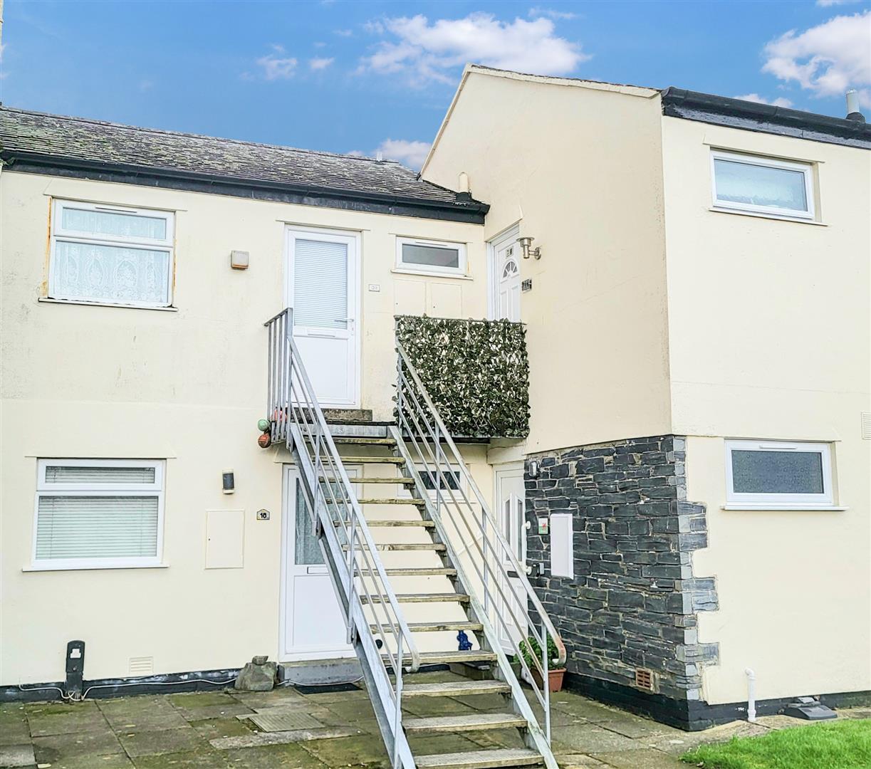 20 Glan Gors, Harlech